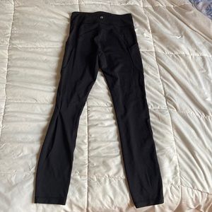 Lululemon wunder train with pockets